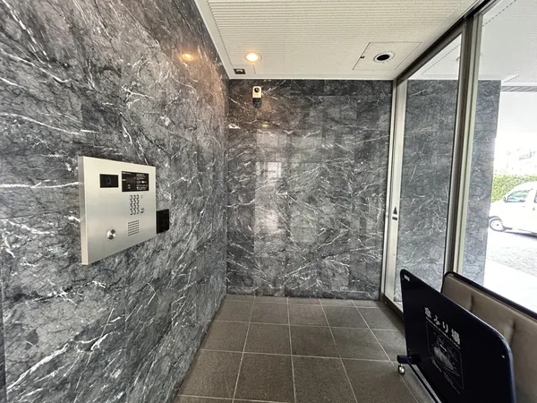 サブエントランス