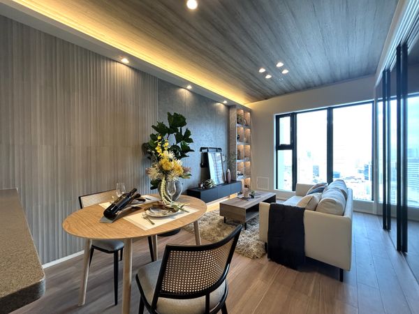 グランドミレーニア リビング