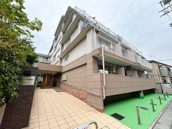 リレント早稲田 外観