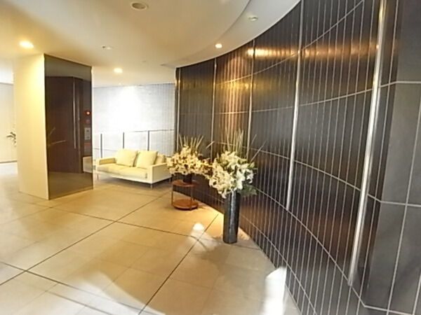 コンフォルテハイム池袋 エントランス コンフォルテハイム池袋 エントランス
