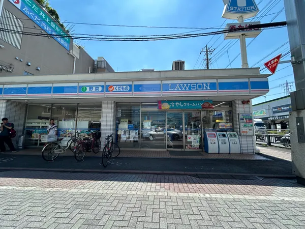 徒歩2分。