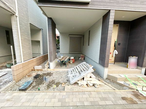 蓮沼町新築戸建2号棟 駐車場 蓮沼町新築戸建2号棟 駐車場