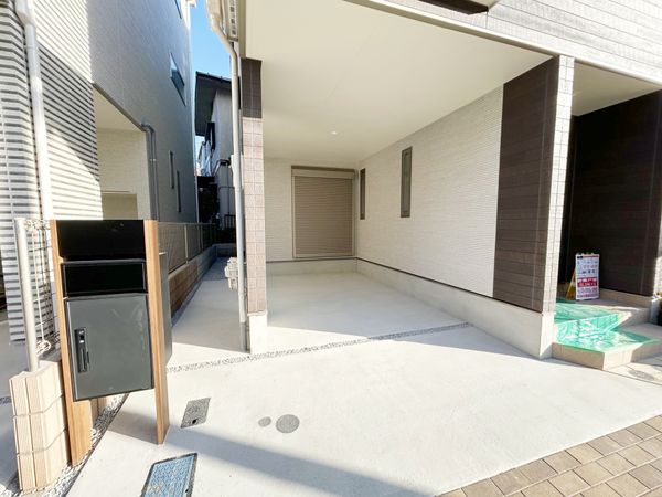 蓮沼町新築戸建2号棟 駐車場