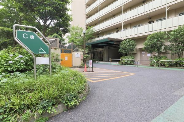 サンシティ C棟 エントランス サンシティ C棟 エントランス