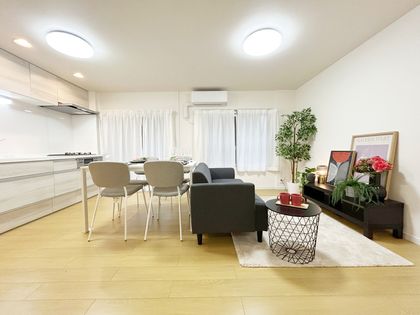 高島平団地3-11-9号棟 リビング