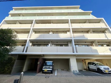 イニシアイオ本蓮沼駅前 外観