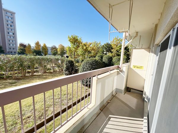 高島平第一住宅 1号棟 バルコニー