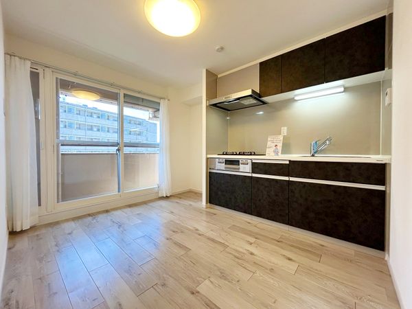 志村ハビテーション 室内