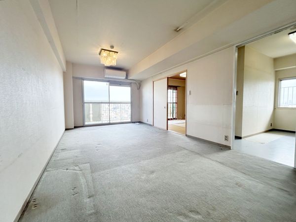 サンシティ H棟 リビング