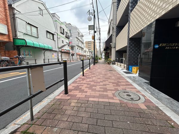 板橋区蓮根2丁目 戸建 前面道路含む外観 板橋区蓮根2丁目 戸建 前面道路含む外観