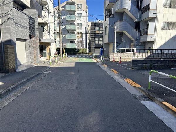 文京区小石川5丁目新築B号棟 前面道路含む外観