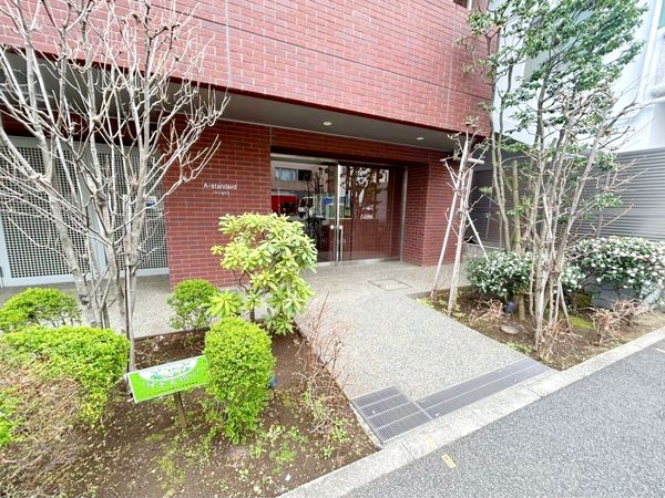 A-standard本郷三丁目 エントランス A-standard本郷三丁目 エントランス