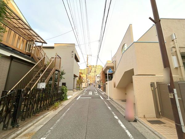 豊島区池袋本町4丁目 古家付土地 前面道路含む外観 前面道路含む外観