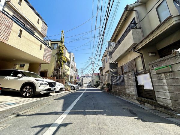 北区岩淵町 建築条件付土地 前面道路含む外観 北区岩淵町 建築条件付土地 前面道路含む外観
