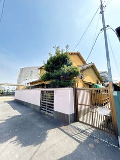 北区赤羽西1丁目 土地 前面道路含む外観
