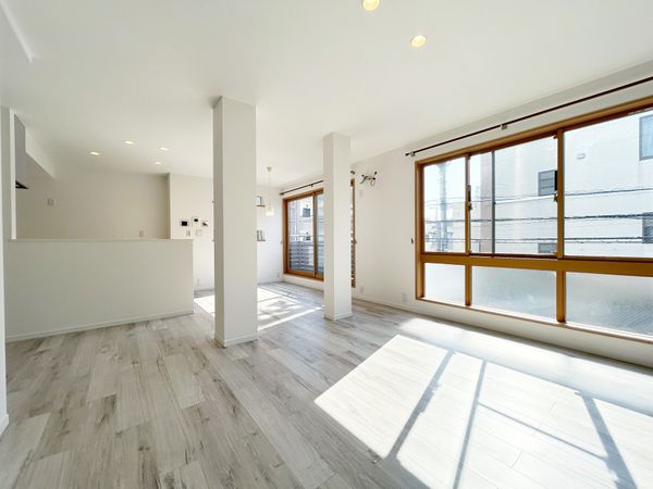 北区赤羽2丁目 借地権戸建 リビング 北区赤羽2丁目 借地権戸建 リビング