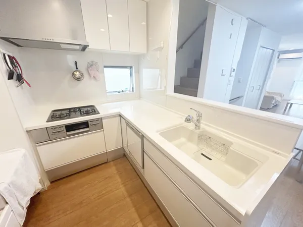 使いやすいL字型キッチン