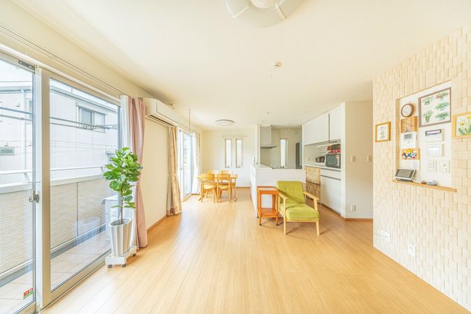 北区浮間2丁目 戸建 リビング