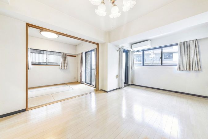 コンフレックス浮間公園 リビング コンフレックス浮間公園 リビング