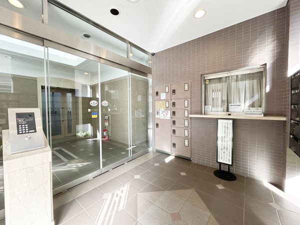 シャリエ赤羽 エントランス