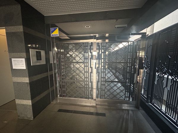 クレアシオン御茶ノ水 エントランス クレアシオン御茶ノ水 エントランス