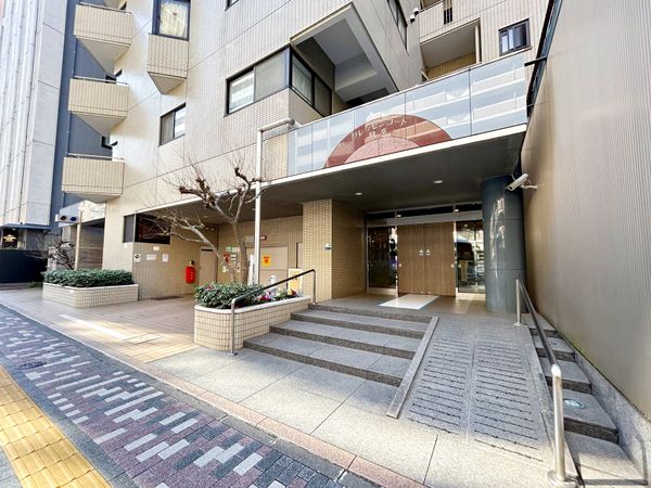 クレッセンコート浅草 エントランス