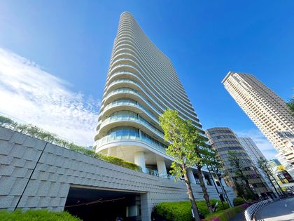 パークコート青山ザタワー 外観