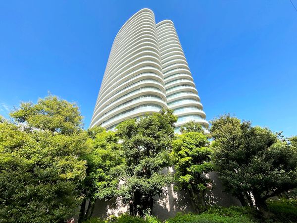 パークコート青山ザタワー 外観