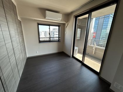 プレシス上野リュクス 洋室 洋室