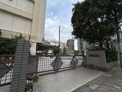 パークホームズ浅草橋 区立浅草中学校(約720m) 区立浅草中学校(約720m)