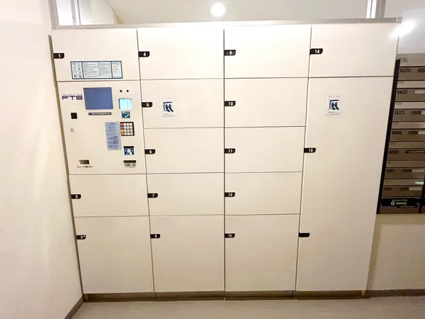 宅配ボックス