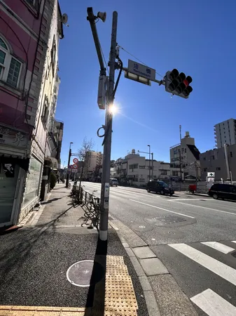 前面道路幅員約２１ｍ