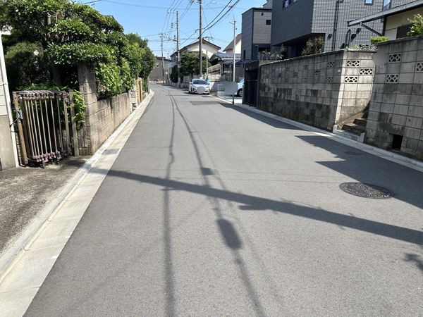 船橋市高根台6丁目 土地 前面道路含む外観