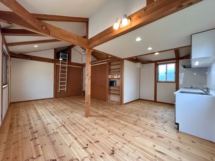 千葉市稲毛区稲毛1丁目 戸建 リビング