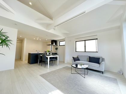 船橋市山手2丁目 新築戸建 リビング