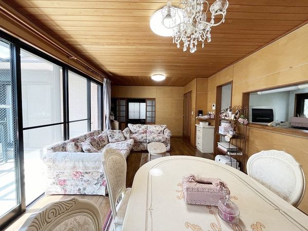 習志野市香澄6丁目戸建 リビング 習志野市香澄6丁目戸建 リビング