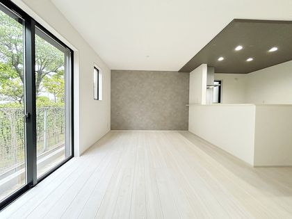 船橋市日の出2丁目 新築戸建 リビング