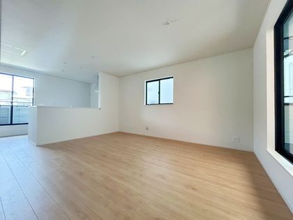 船橋市海神6丁目 新築戸建 2号棟 リビング