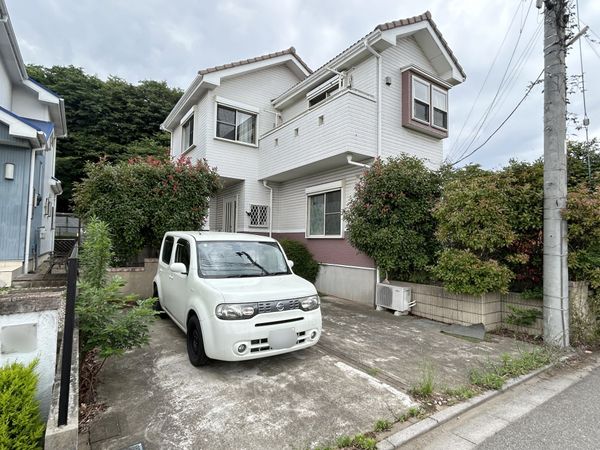 前面道路含む外観