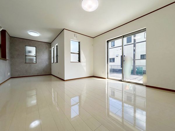 船橋市丸山3丁目 新築戸建 リビング