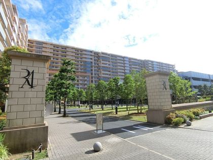 ルネ・アクシアム 外観
