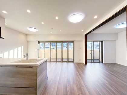 グランシティレイディアント船橋 リビング