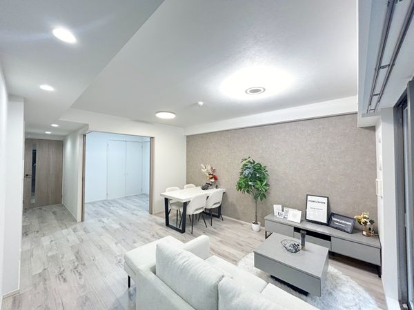 プレミスト船橋塚田 リビング