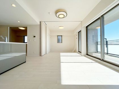 プレミスト船橋塚田 リビング