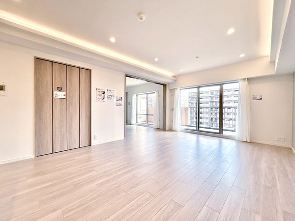 ルネ・アクシアム リビング