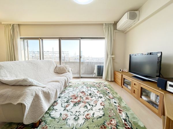 サーパス船橋海神 リビング サーパス船橋海神 リビング