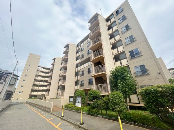 コープ野村夏見 外観