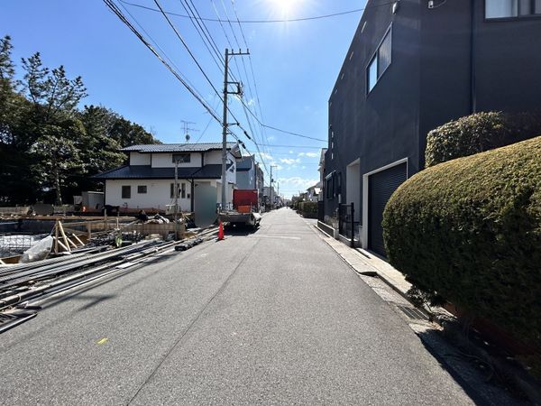 浦安市弁天2丁目新築戸建 1号棟 前面道路含む外観 浦安市弁天2丁目新築戸建 1号棟 前面道路含む外観