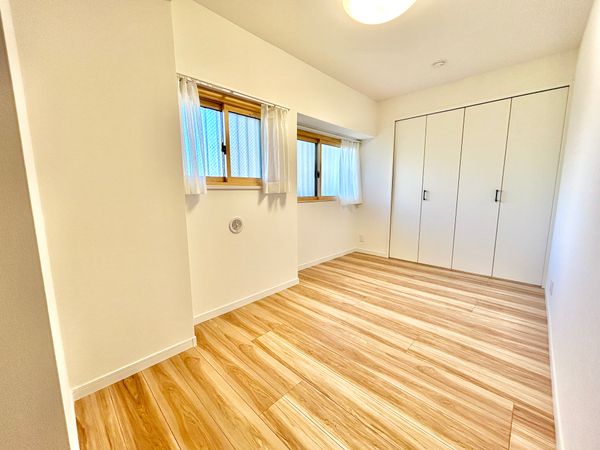 美浜東エステート 4号棟 洋室