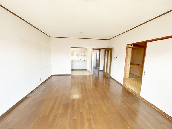 京成サンコーポ浦安 13号棟 リビング